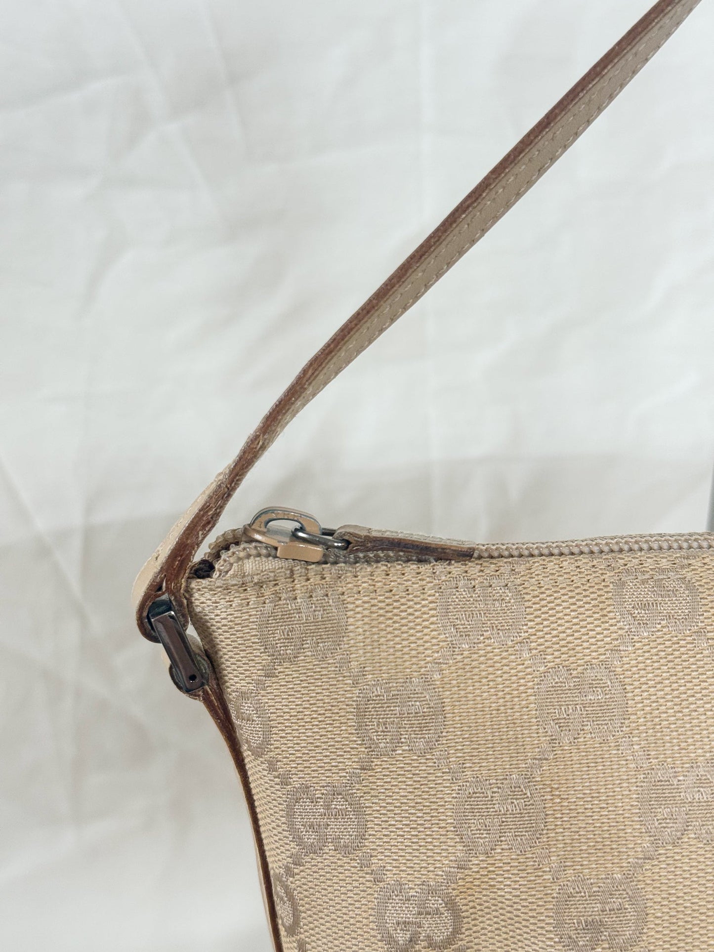 Gucci Cream Monogram Pochette Icarus Vintage