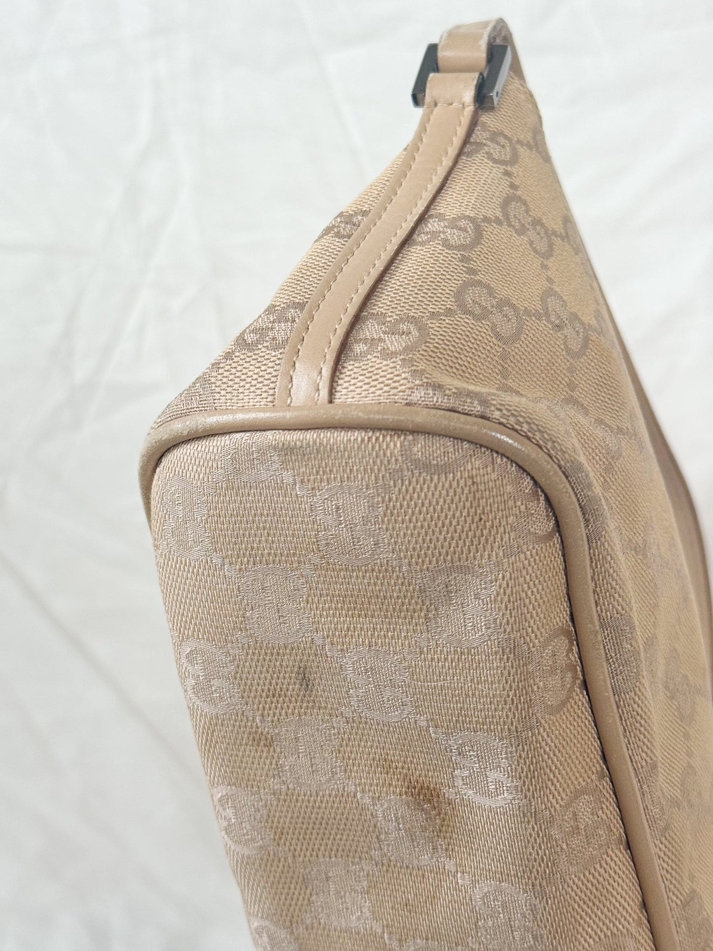 Gucci Cream Monogram Pochette Icarus Vintage