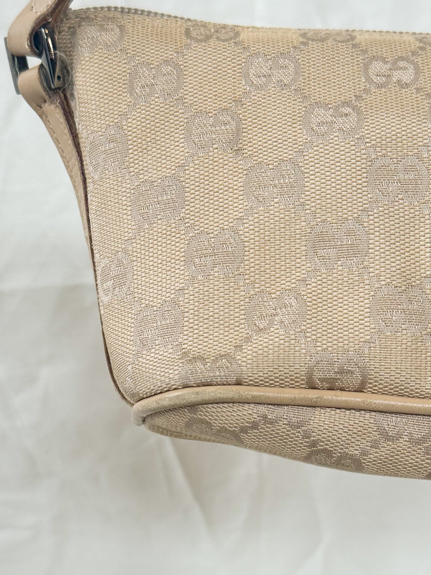 Gucci Cream Monogram Pochette Icarus Vintage