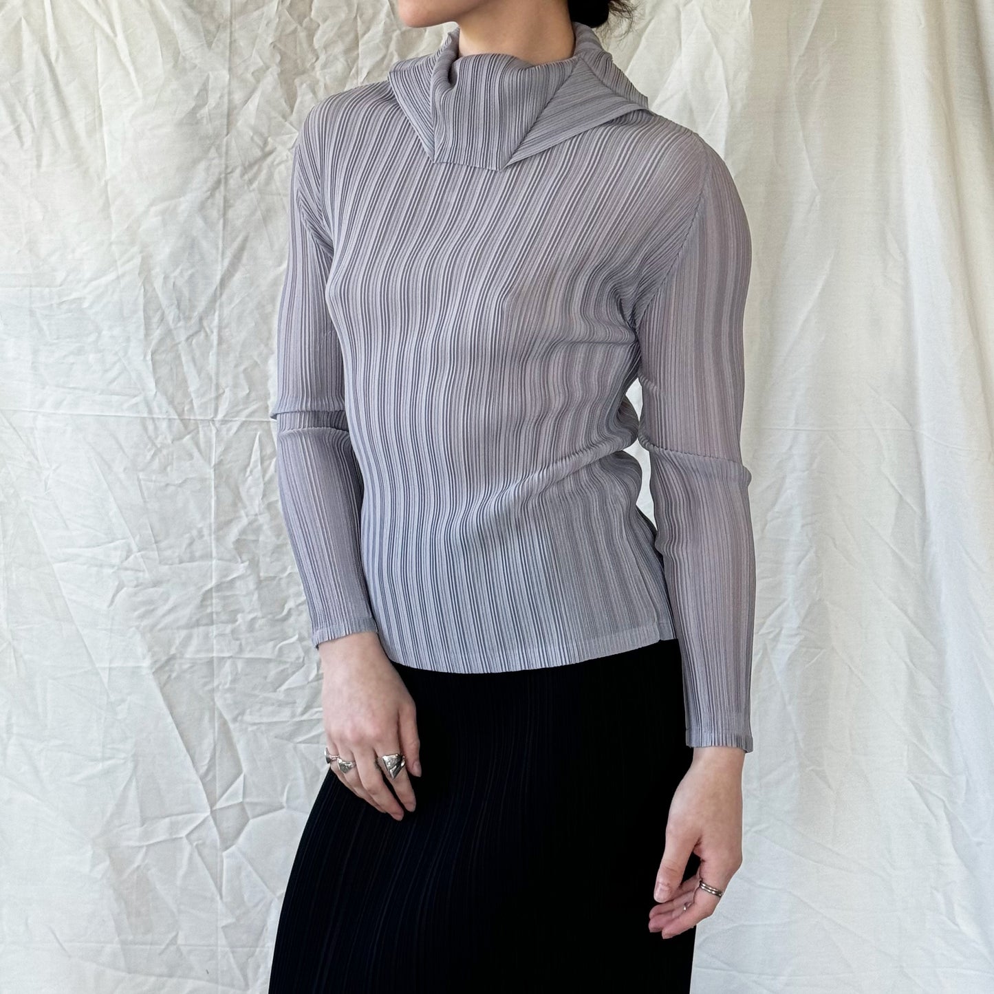 Issey Miyake Pleats Please - FW 2000 Gray Top Icarus Vintage