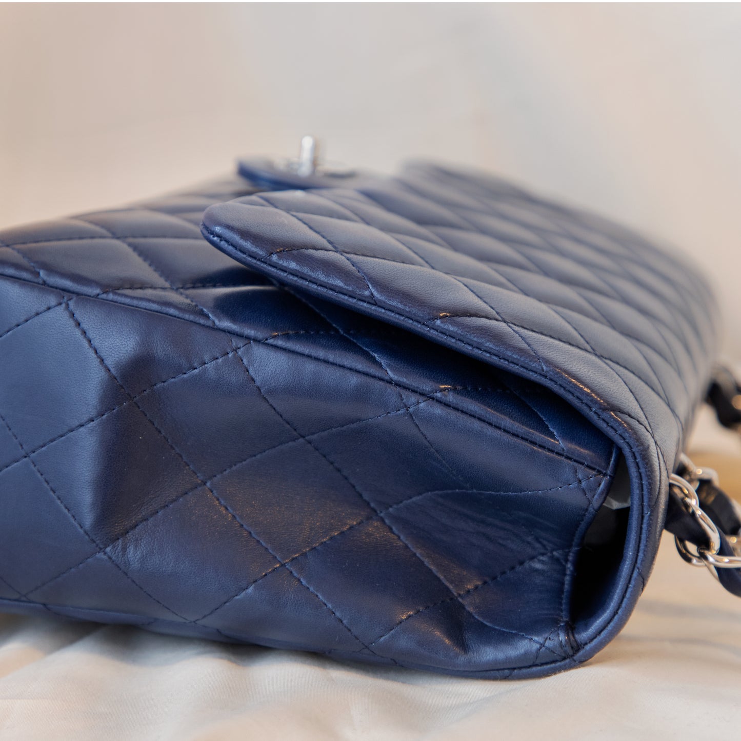 Chanel 2005 Navy Jumbo Lambskin Single Flap 6900.00 Icarus Vintage