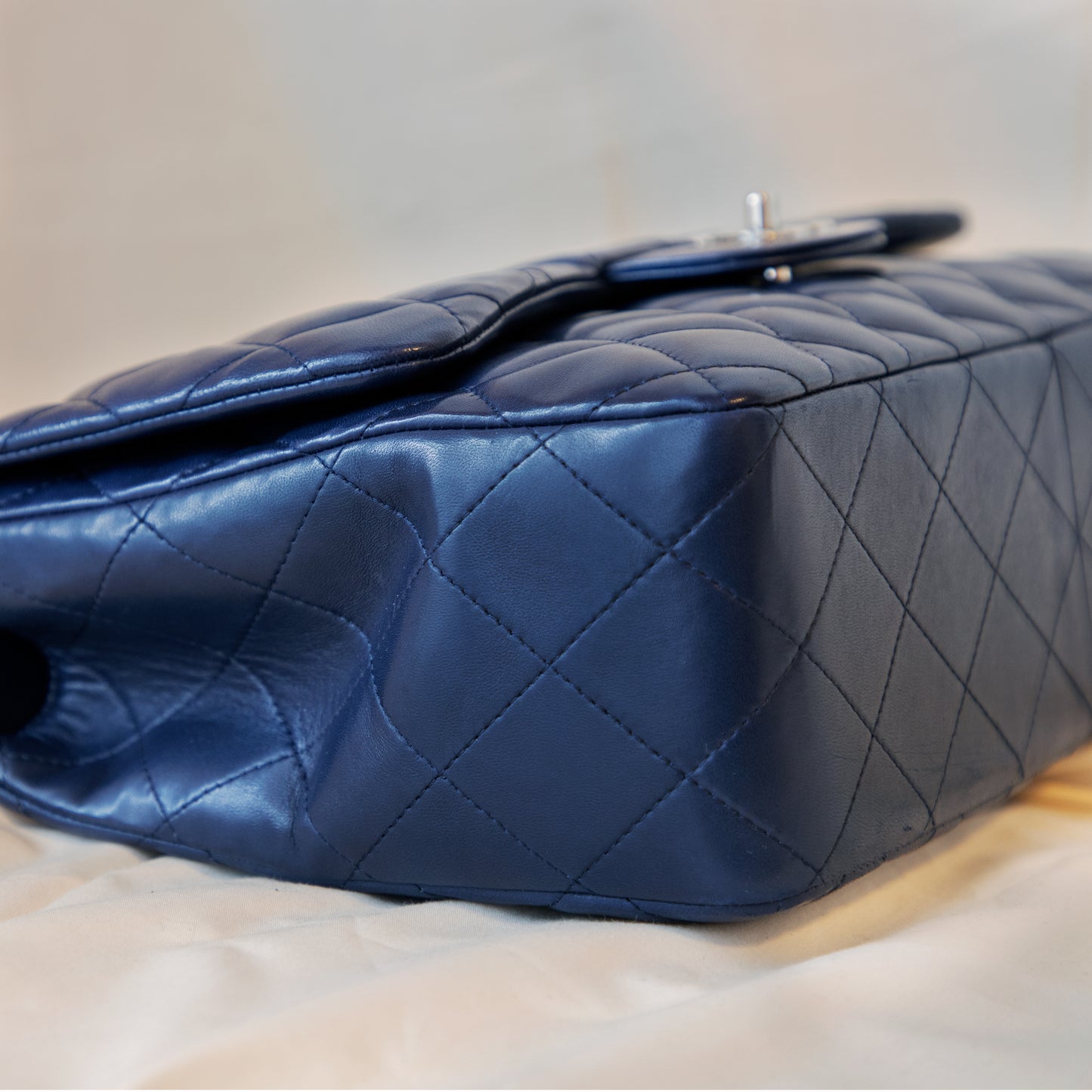 Chanel 2005 Navy Jumbo Lambskin Single Flap 6900.00 Icarus Vintage