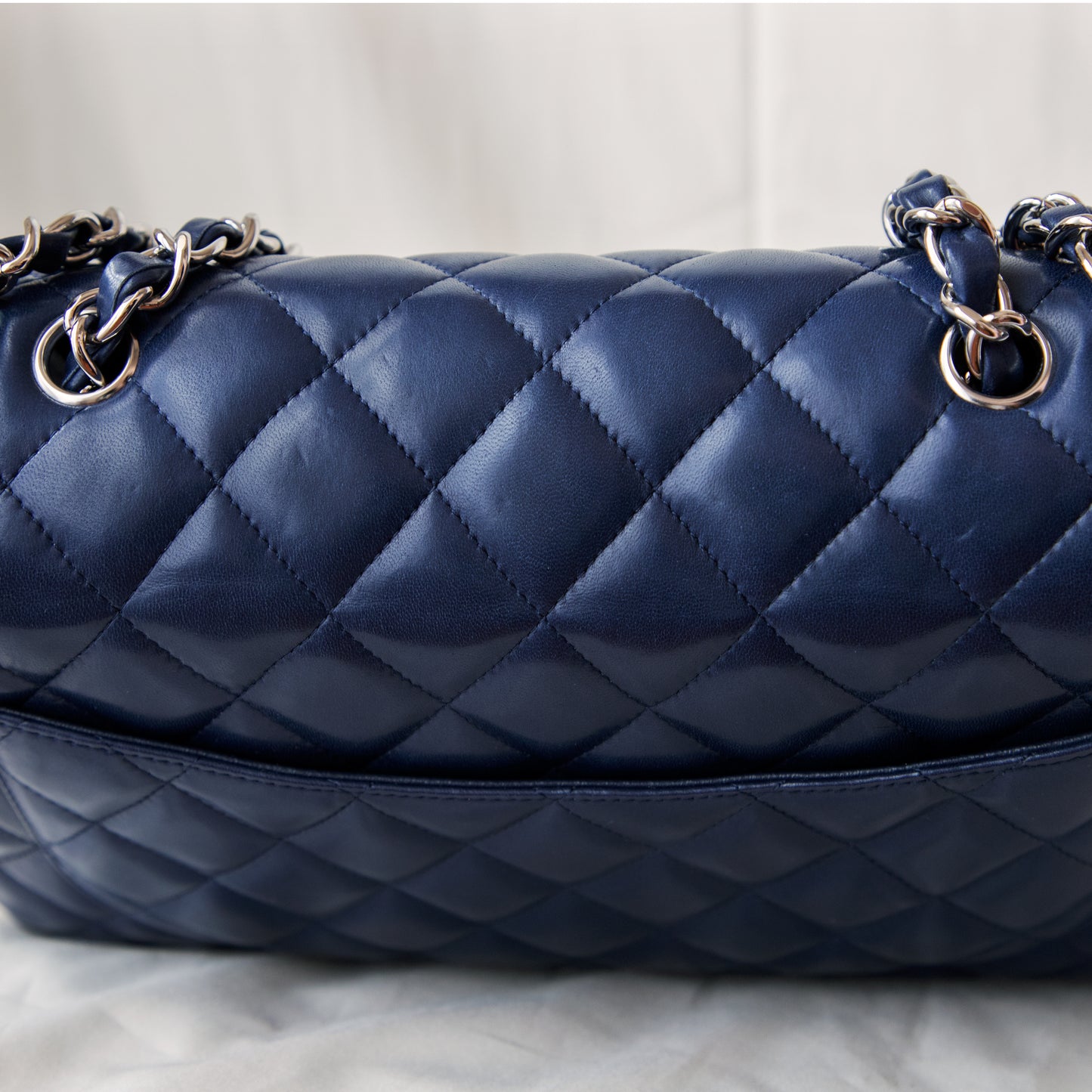 Chanel 2005 Navy Jumbo Lambskin Single Flap 6900.00 Icarus Vintage