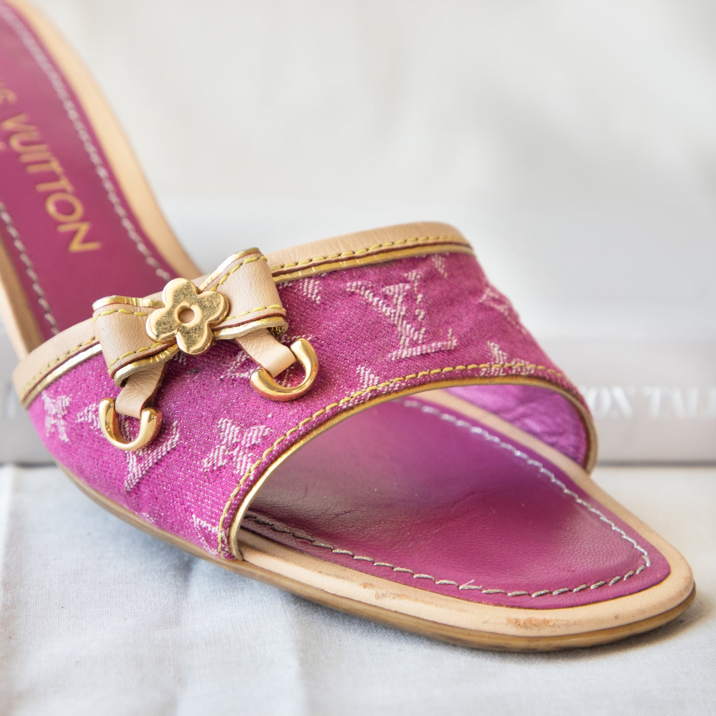 Y2K Louis Vuitton Monogram Pink Denim Kitten Heels 435.00 Icarus Vintage