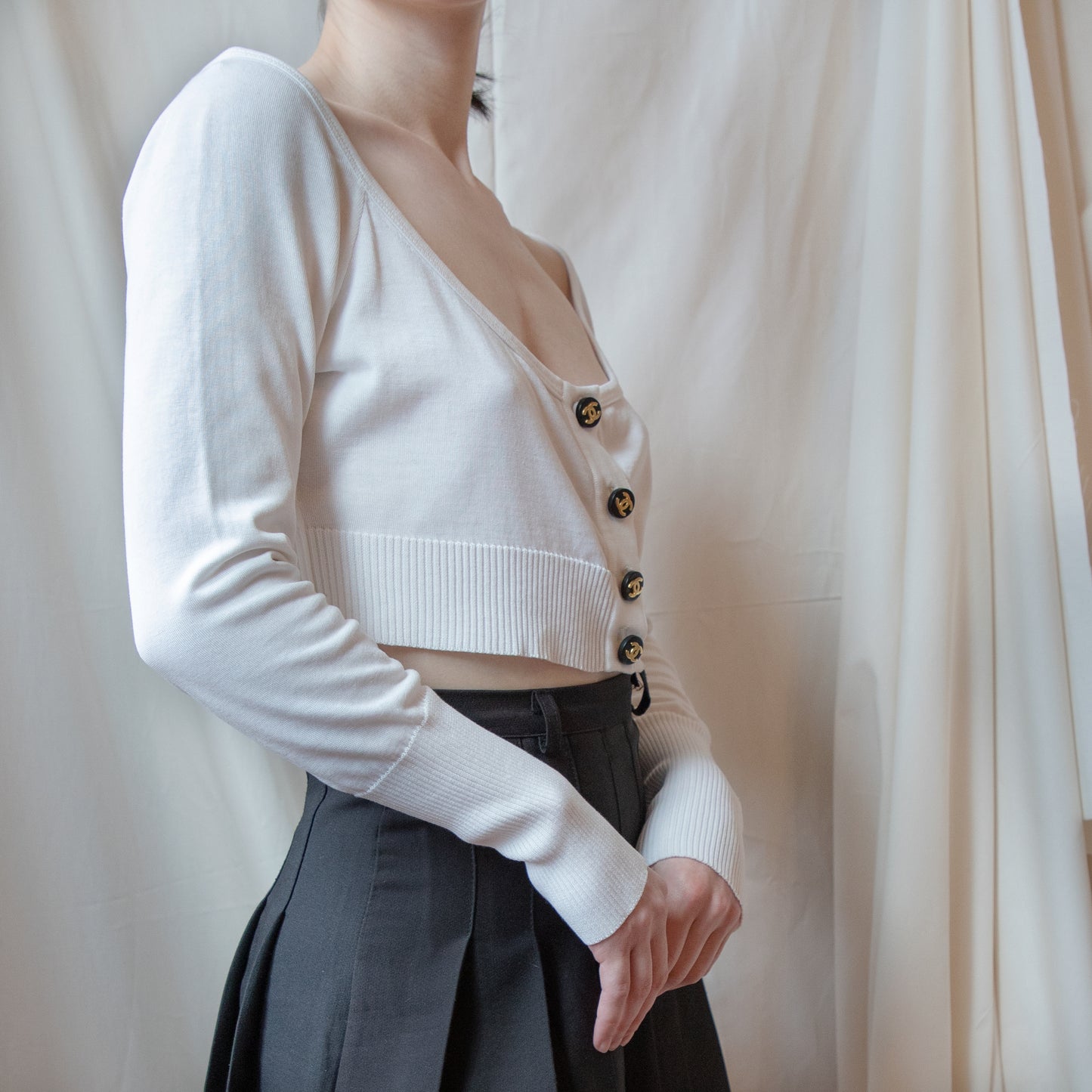 Chanel SS 1995 "Barbie" Cropped Cardigan 2795.00 Icarus Vintage