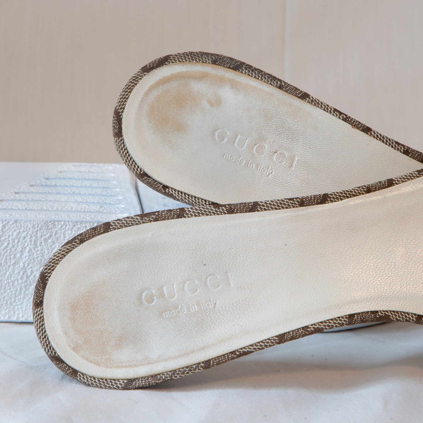 Gucci Monogram Kitten Heel Mules 250.00 Icarus Vintage
