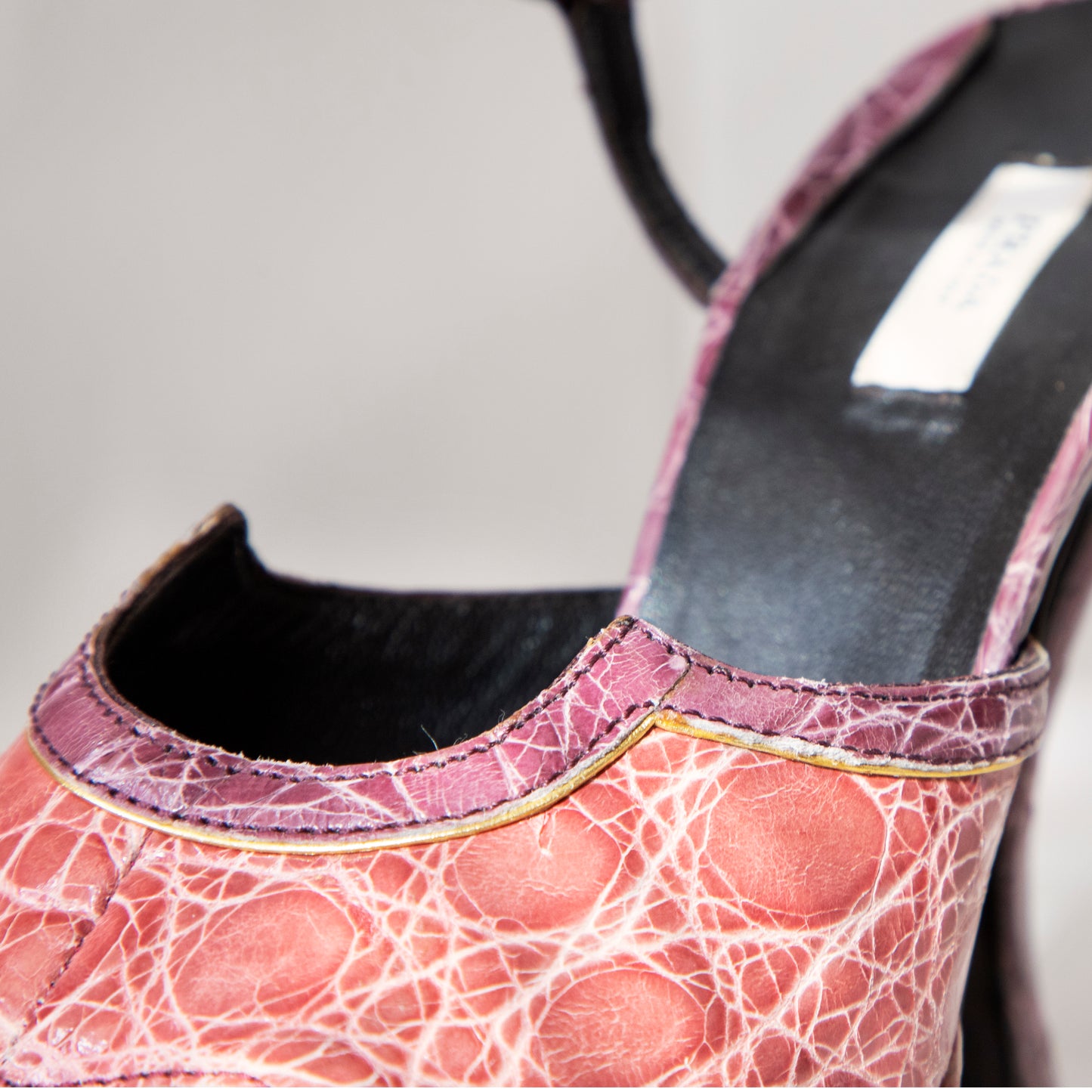 Prada F/W 2004 Avant Garde Crocodile Heels 295.00 Icarus Vintage