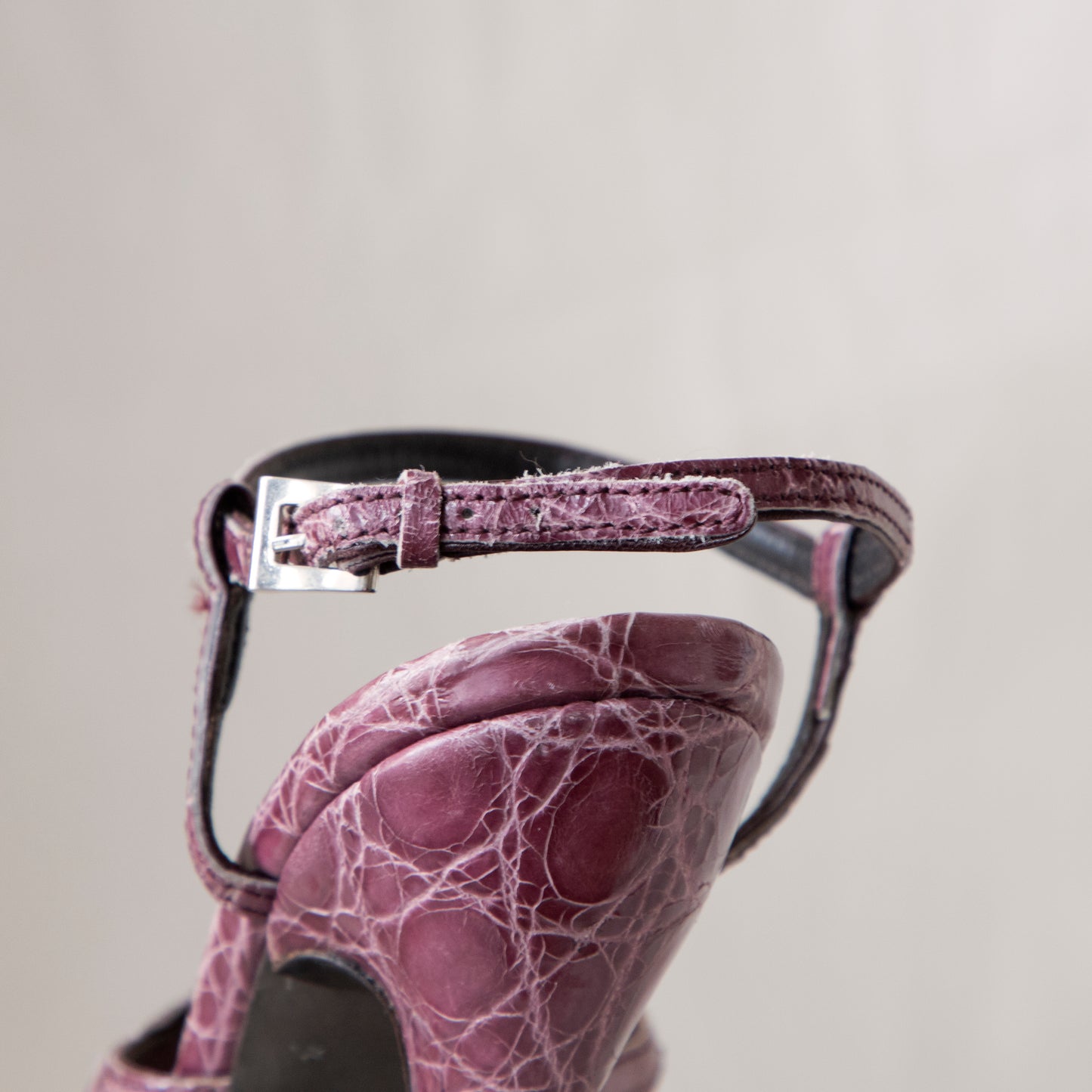 Prada F/W 2004 Avant Garde Crocodile Heels 295.00 Icarus Vintage
