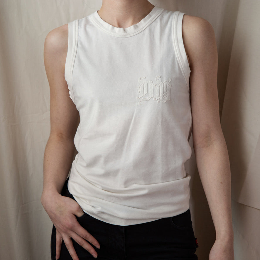 Versace S/S 2004 “DV” Gothic Initials Tank 175.00 Icarus Vintage