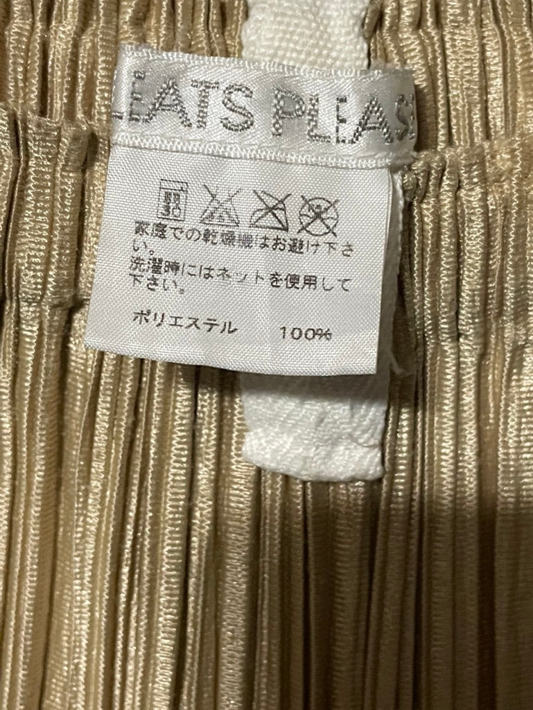 Issey Miyake Pleats Please 1990’s Cropped Trousers 300.00 Icarus Vintage