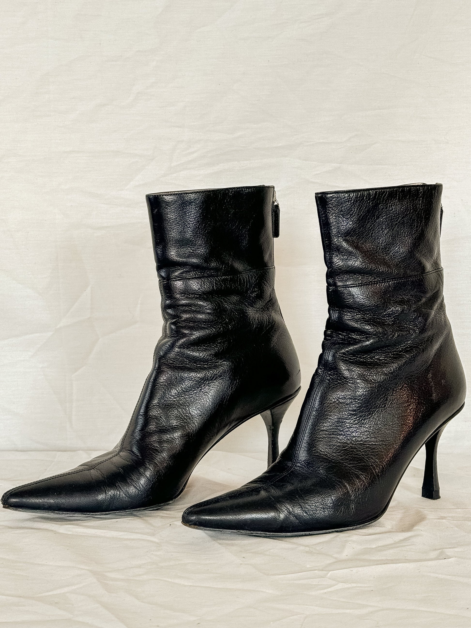 Gucci Black Pointed Toe Ankle Boots  Icarus Vintage