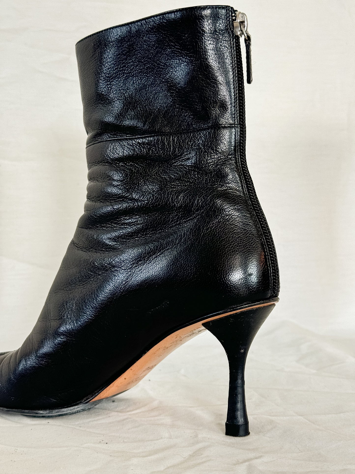 Gucci Black Pointed Toe Ankle Boots  Icarus Vintage
