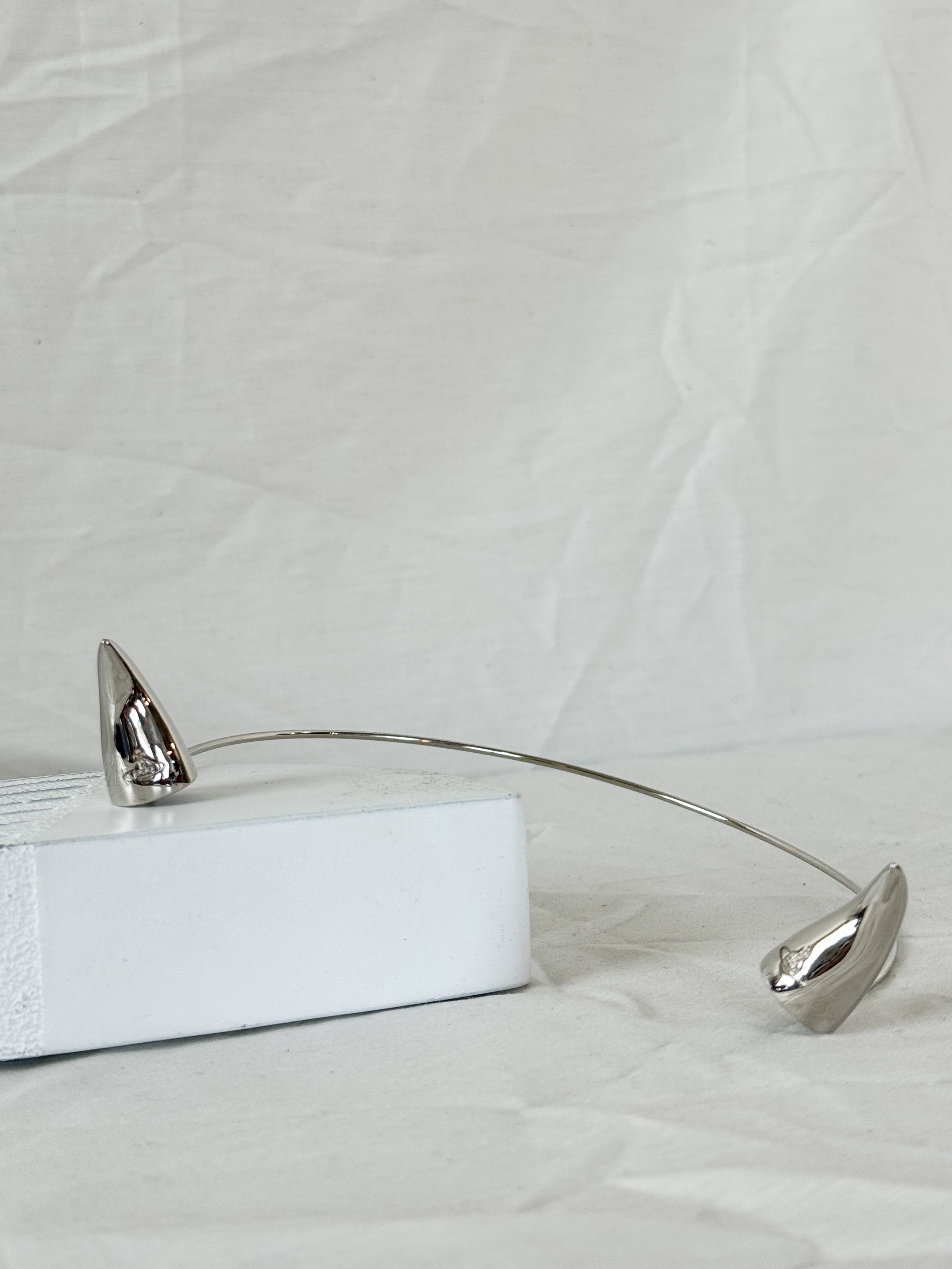 Vivienne Westwood Horn Tiara – Icarus Vintage