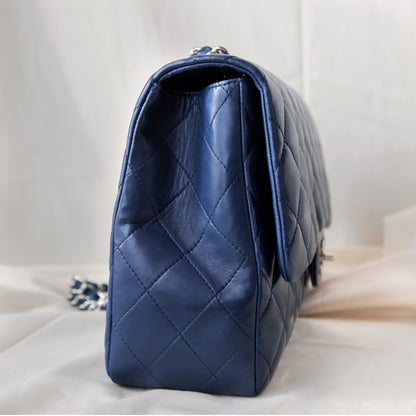 Chanel 2005 Navy Jumbo Lambskin Single Flap 6900.00 Icarus Vintage