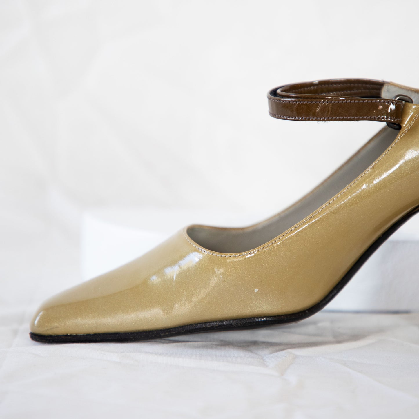 Prada FW 1998 Two-Tone Mary Jane Heels  Icarus Vintage