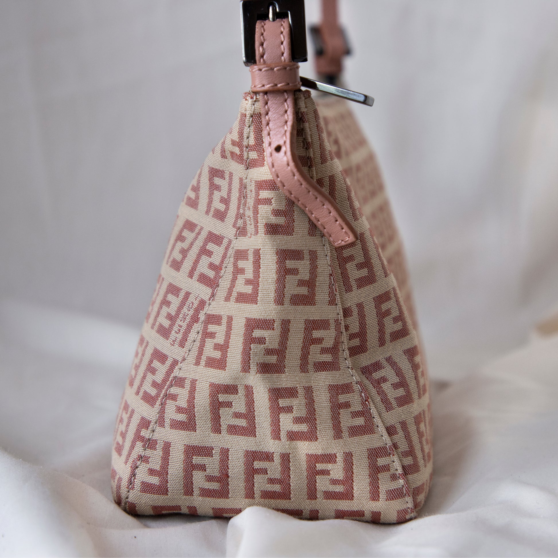 Fendi 90’s Pink Zucchino Mini Shoulder Bag 495.00 Icarus Vintage