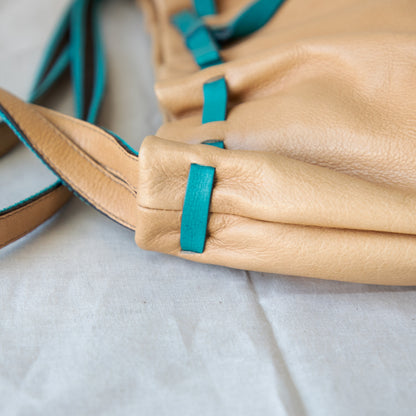 Miu Miu SS 1999 Tan Bow Bag 435.00 Icarus Vintage